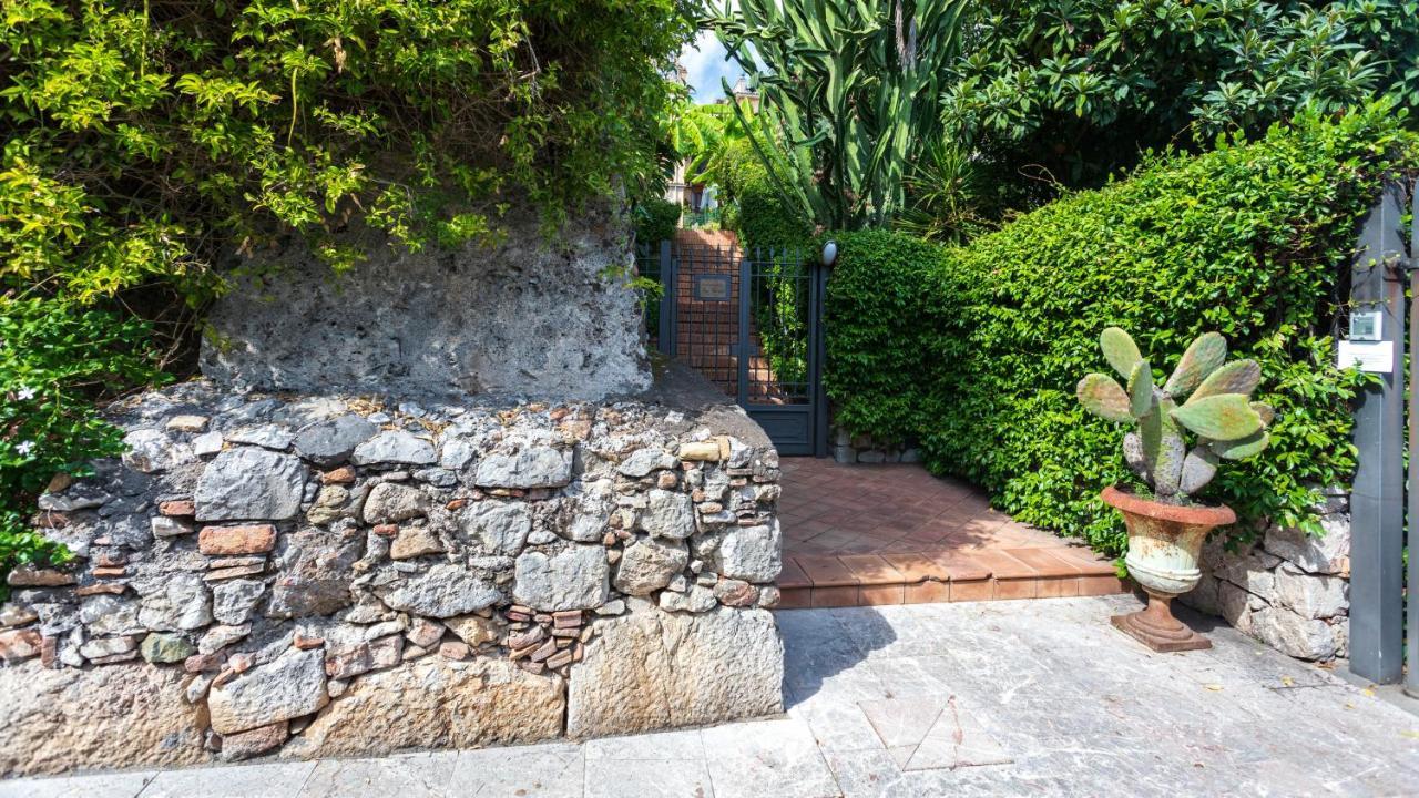 Beautiful Apartment In The Centre Of Taormina Luaran gambar
